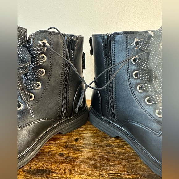 SO Toddler and Little Girl Black Combat Boots NWT Various Sizes - Picture 4 of 6